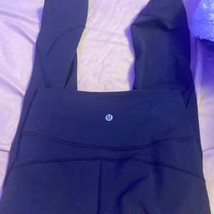 All black lulu lemon leggings